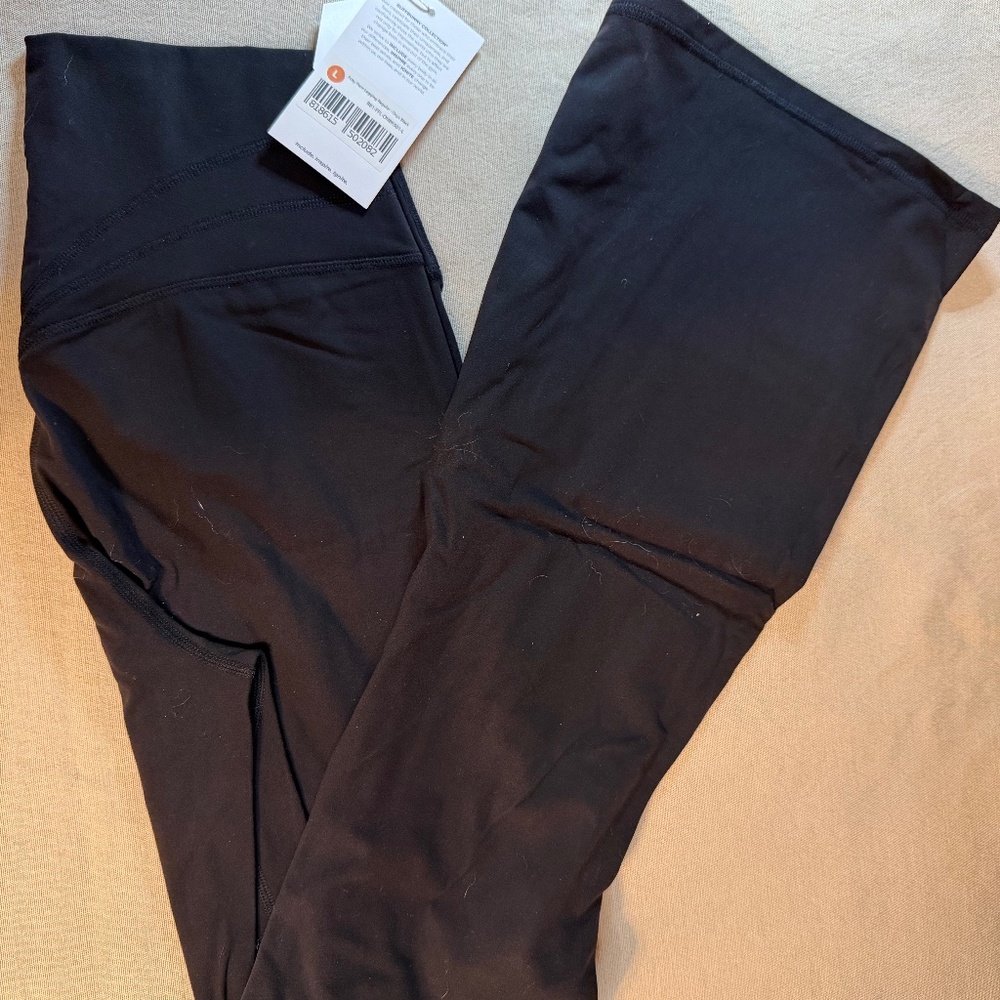 BuffBunny Black Legacy Flare leggings